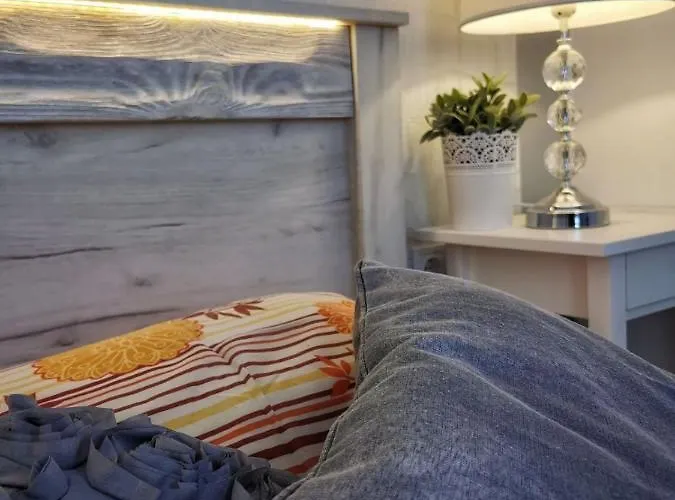 Apartament Foglal-lak *