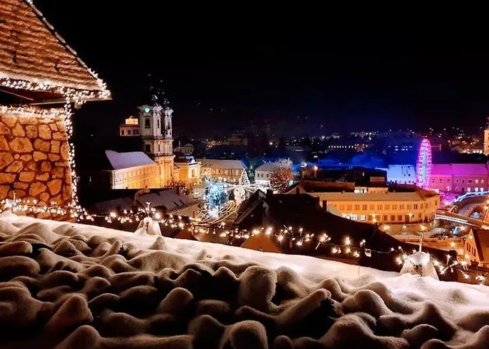 Foglal-lak アパート *