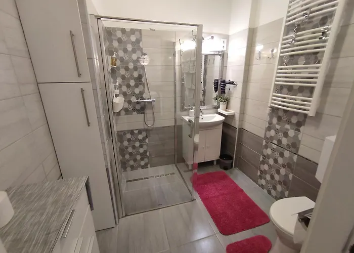 Foglal-lak エゲル